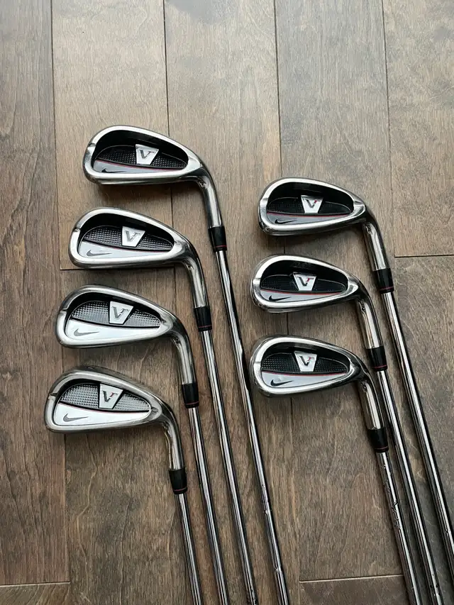 Nike VR Irons (RH) in Golf in Ottawa - Image 2