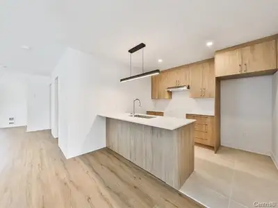 Grand 4 ½ haut de gamme à Laval - DISPONIBLE 1er JUILLET 2025