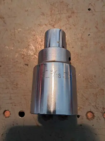 HUSKY SOCKET, View more