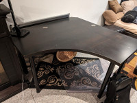 Good condition corner work/office desk (black)