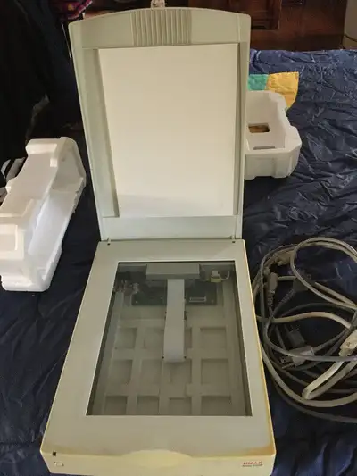 Hewlett Packard DeskJet 370C imprimante/printer, View more