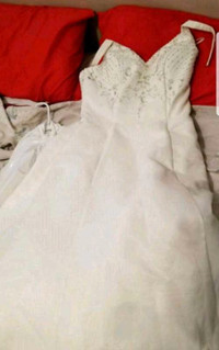 NEW Wedding Dress