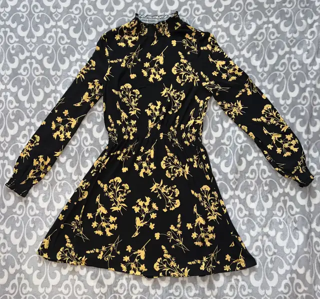 Streetwear Society Women’s Black Dress with Yellow Flowers in Women's - Dresses & Skirts in Oshawa / Durham Region - Image 2