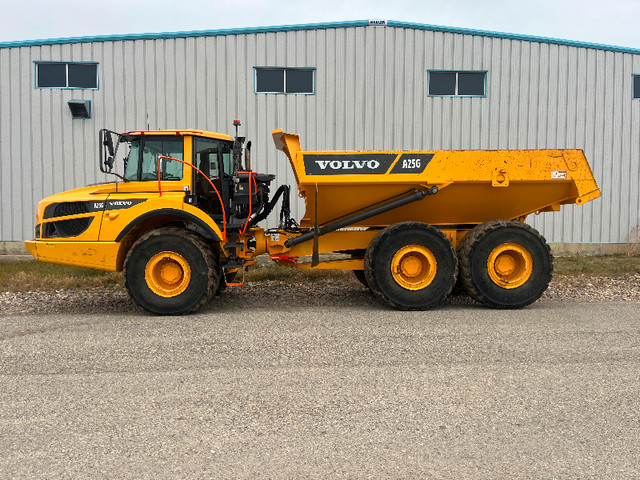 2020 Volvo A25G Articulated Rock Truck (Low Hours) in Heavy Equipment in Red Deer - Image 2