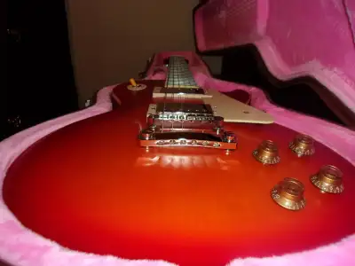 Epiphone 59 Les Paul , Outfit, View more