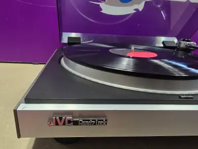 JVC QL-A2 Quartz-Locked Direct Drive Turntable Record Player ., View more