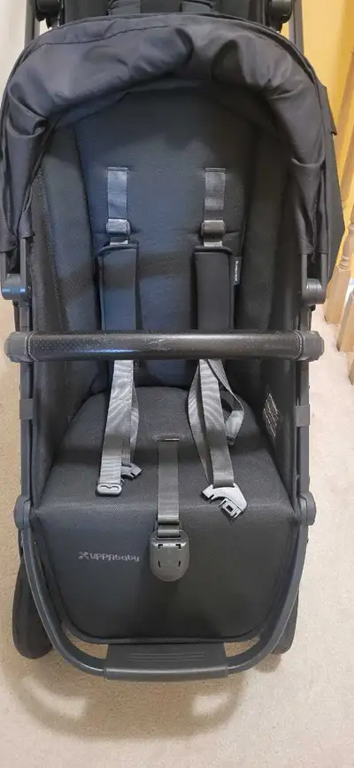  V2 Uppababy vista rumble seat , View more