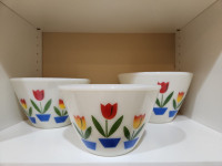 Vintage Fire King Nesting Tulip Mixing Bowls Set