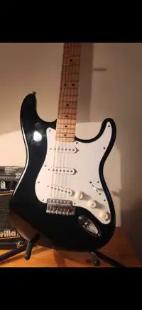 Fender Stratocaster 2008 - Jet Black