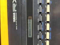 Yamaha rx15 digital rhythm programmer 
