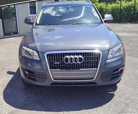 2011 AUDI Q5 2.0T Quattro PREMIUM PLUS / PRESTIGE in Cars & Trucks in Ottawa - Image 4