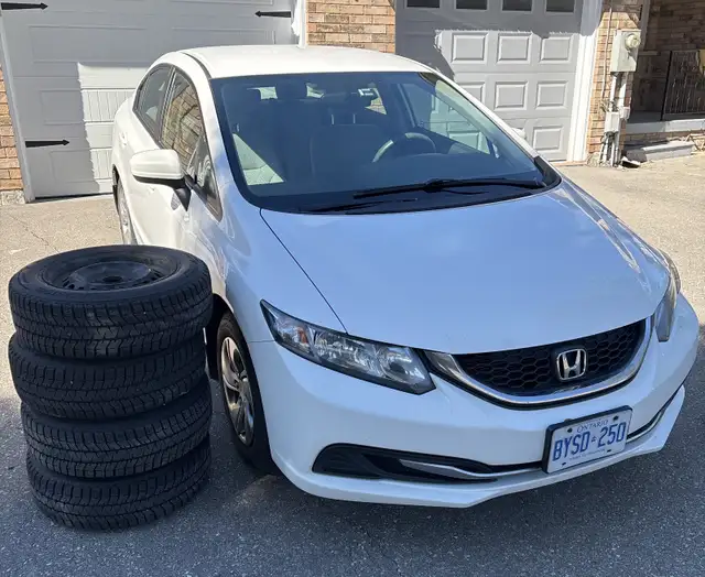 2015 Civic LX, 190k, SAFETIED + winter tires