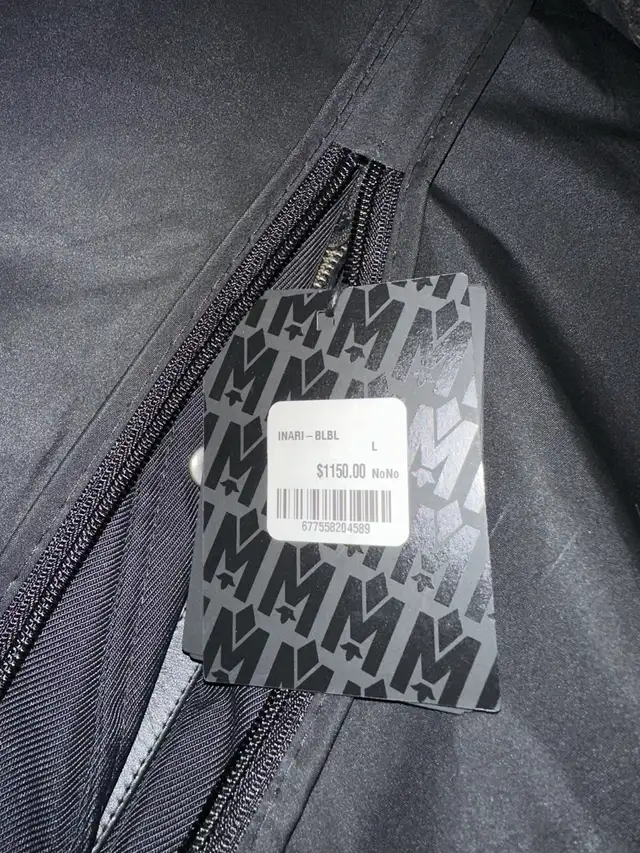 Mackage winter jacket in Women's - Tops & Outerwear in City of Montréal - Image 6