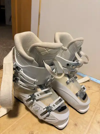 Women’s Ski Boots, View more