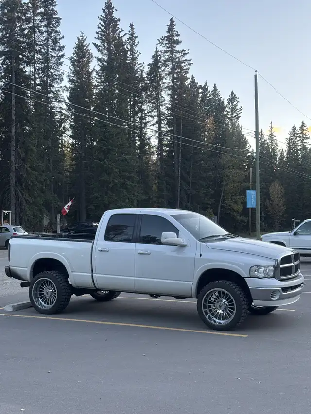 2005 Ram Cummins 5.9 in Cars & Trucks in Calgary - Image 5