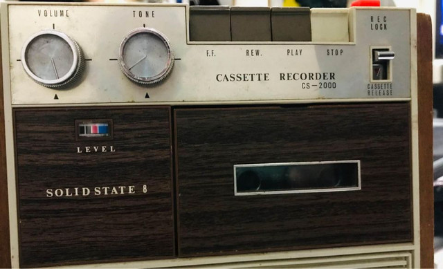 SYMPHONIC CASSETTE RECORDER ONLY SOUND IS NOT COMING in CDs, DVDs & Blu-ray in Hamilton - Image 2