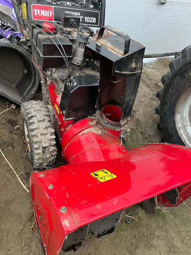 Snow blower in Snowblowers in Sherbrooke - Image 2