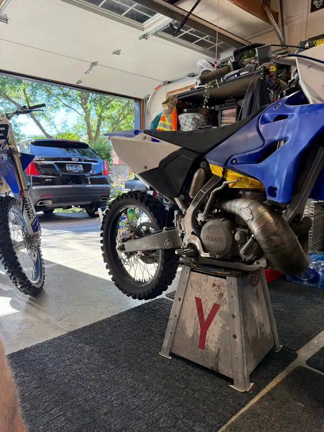 yz250 2stroke in Dirt Bikes & Motocross in Oshawa / Durham Region - Image 3