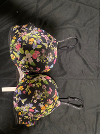 NEW Victoria Secret Bra 