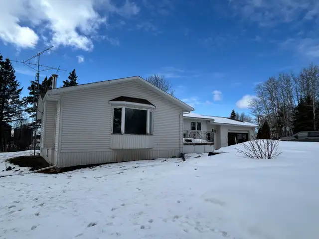 Farm house for sale in Houses for Sale in Nipawin - Image 4