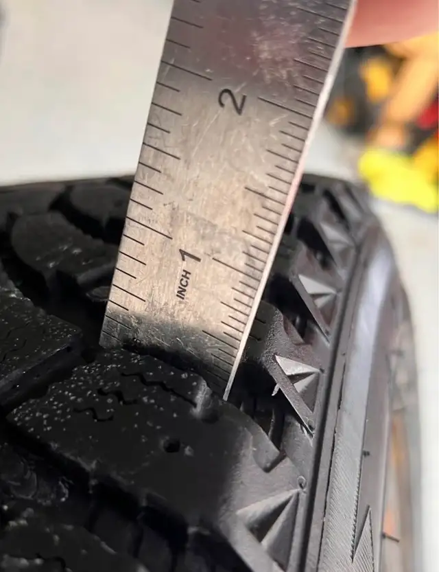 Winter Tires on Steel Rims – 205/55R16 – $300 OBO in Tires & Rims in Markham / York Region - Image 3