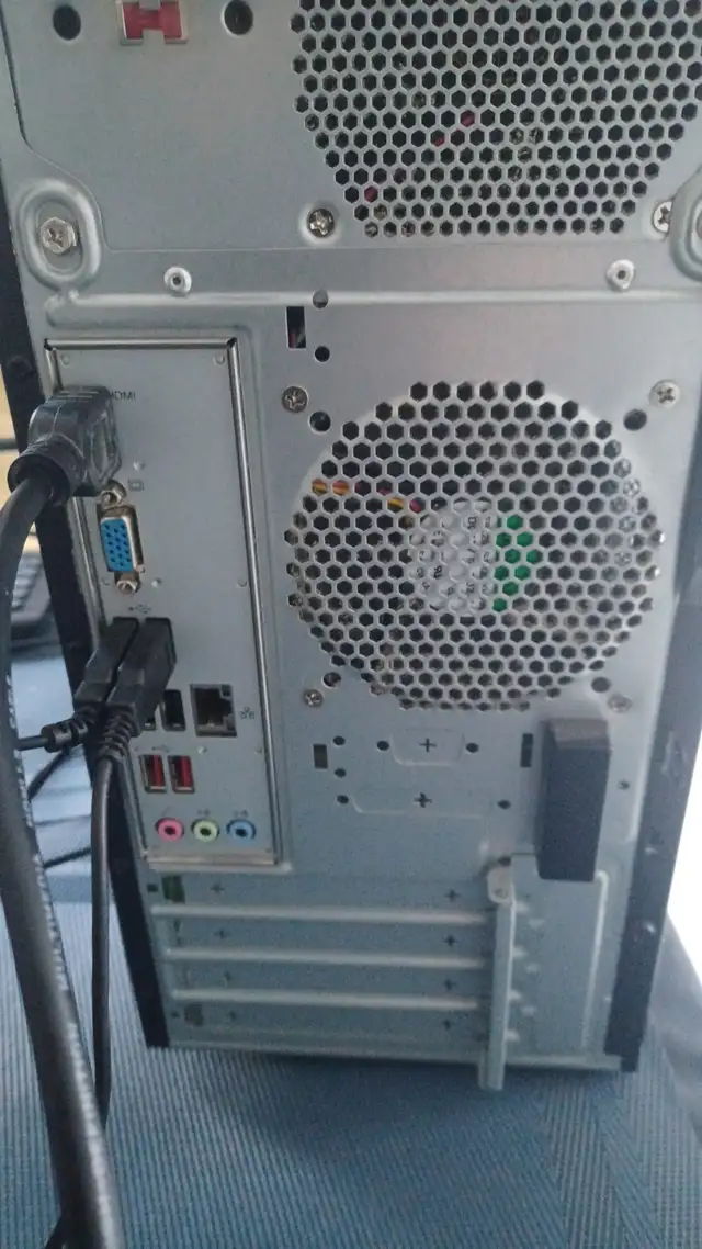 Complete Acer PC Windows 1165561375528962122