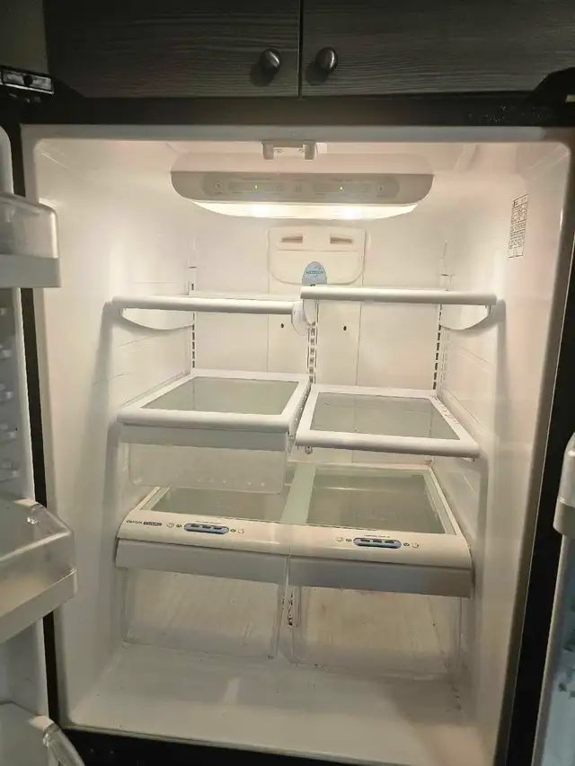 LG Refrigerator63826840508547122