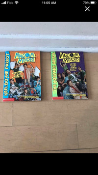 2 Malcolm in the Middle books / livres 