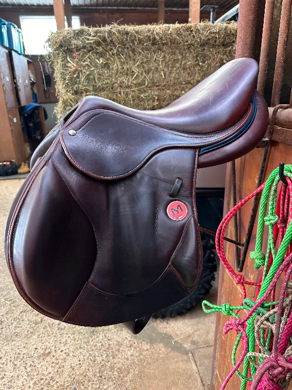 Jump Meyer Cross Marianne 17” A01 (wide) Tree 2019 in Equestrian & Livestock Accessories in Strathcona County - Image 2