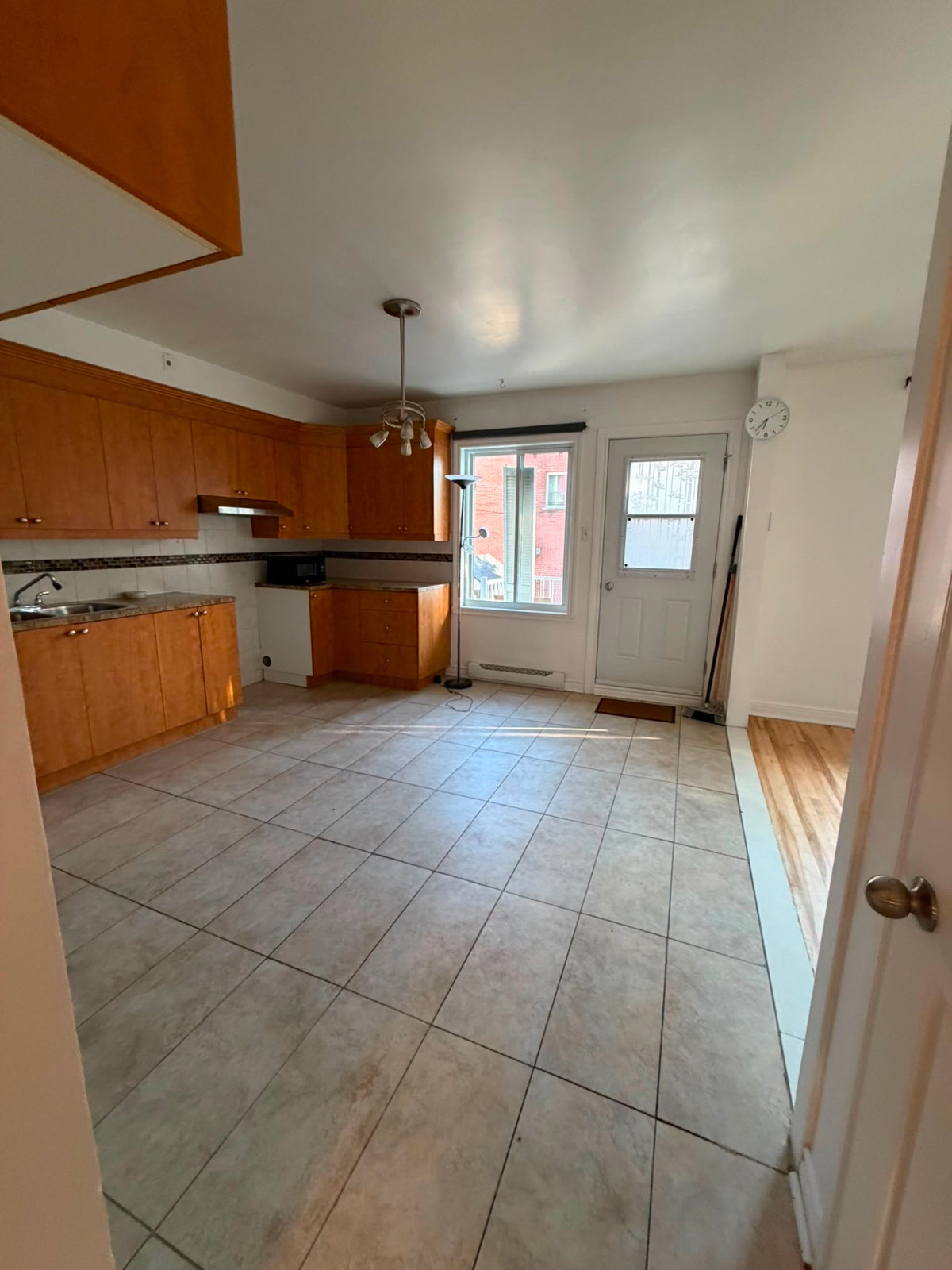 9e Avenue — photo 2