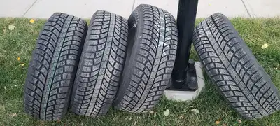 Very lightly used only 5000kms on them. Just upgraded to larger tires, got a deal I couldn’t refuse....