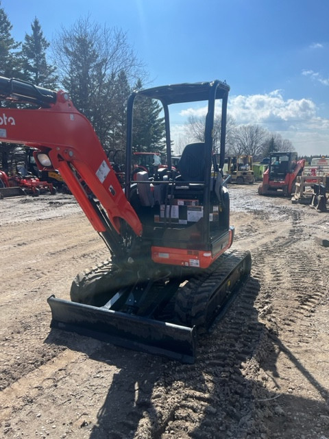 Kubota U27-4 in Heavy Equipment in Oshawa / Durham Region - Image 3