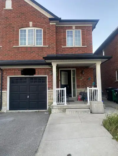 One-Bedroom for Rent in the Highway 50 & Langstaff with share amenities – Available Now A fully furn...
