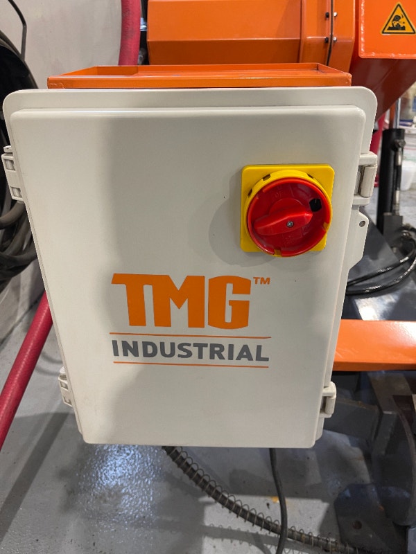 TMG Industrial 26” Heavy Duty Truck Tire Changer, 63” Tire Capac Farming Equipment Oakville