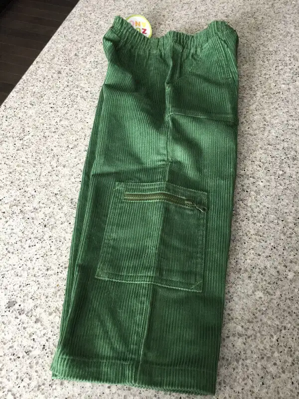 Very nice Zutano corduroy pants (NEW), 4T in Clothing - 4T in Edmonton - Image 3