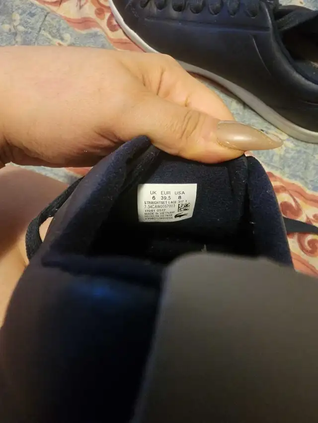 Men's Lacoste navy blue sneakers in Health & Special Needs in Calgary - Image 8