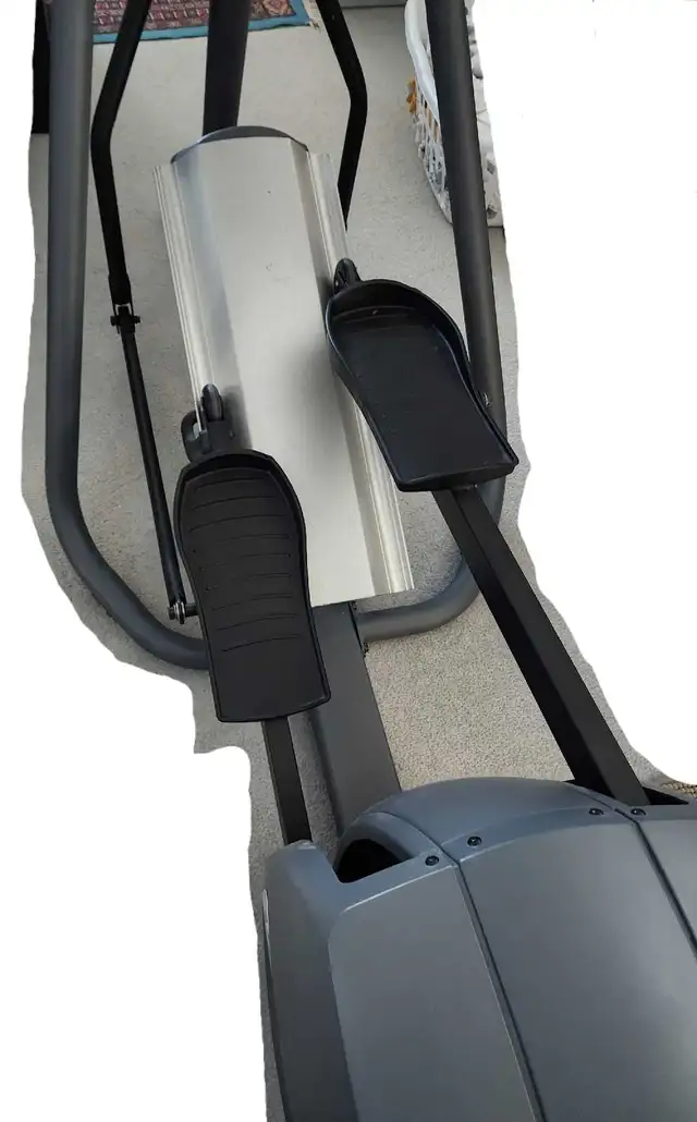 Professional GYM quality elliptical trainer precor USA efx65565415183746121