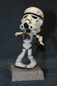 Star Wars Statue/Figure/Figurine/Bobblehead/Wabbler