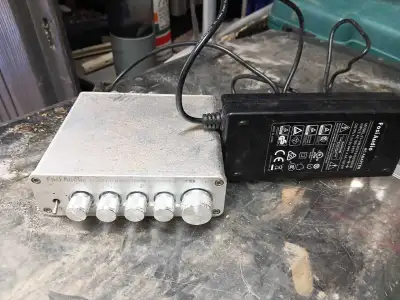 mini amp forsale working not sure watts , View more