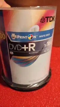 100 blank writable TDK brand DVDs blanc