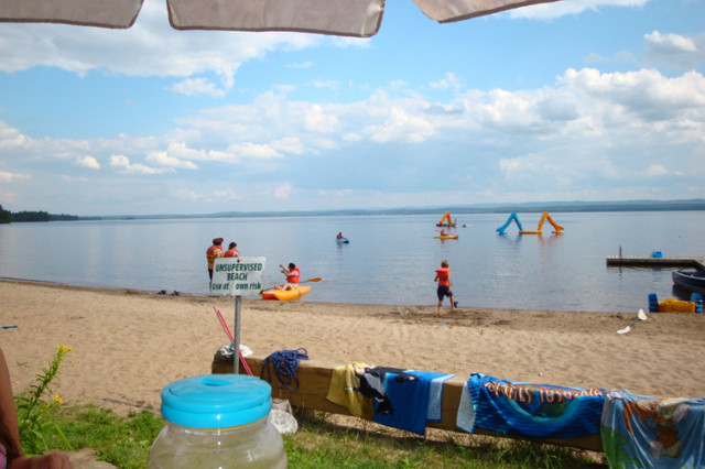 Beachfront Cottages Available on Golden Lake/Beachfront in Short Term Rentals in Renfrew - Image 2