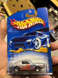 Hot Wheels 1968 Ford Mustang Fastback. Rare,VHTF! '01 Hippie Mob