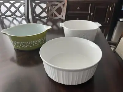 Granby :  Contenants pour la cuisine ou bols a mélanger, View more