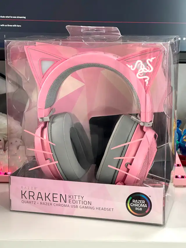 Razer Kraken Kitty Headset in Headphones in City of Toronto - Image 6