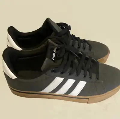 ADIDAS shoes men’s size 9.5, View more