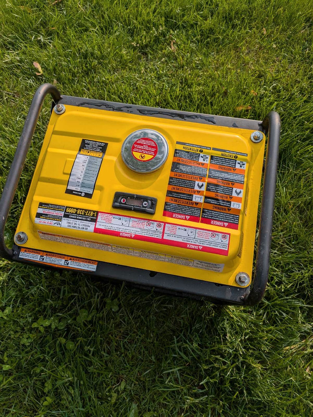 Champion 1500W Generator in Power Tools in Kitchener / Waterloo - Image 2
