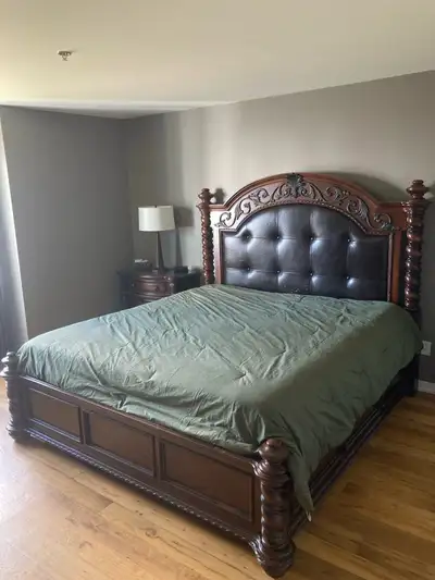 ensemble de chambre à coucher king size, View more