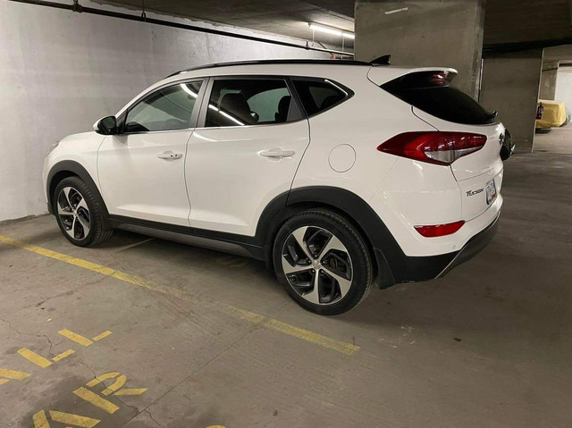 Hyundai Tucson AWD ( only 97,000km) - Limited Edition 2016  in Cars & Trucks in Vancouver