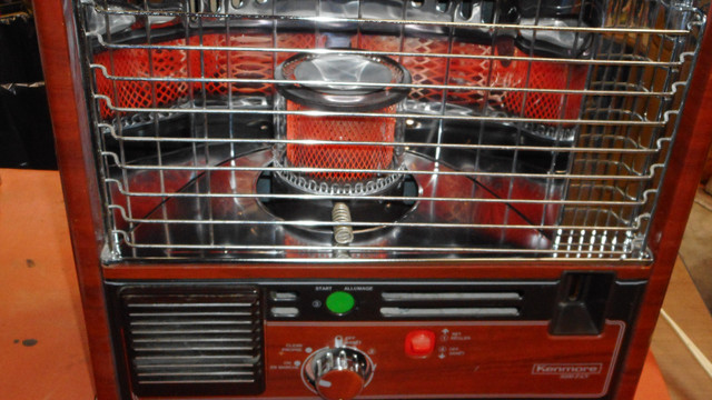 Portable Kerosene - Fired Heater in Fireplace & Firewood in Belleville - Image 3