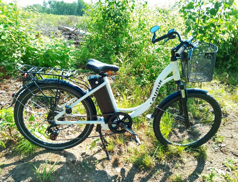 Taubik Electric Bike 36v/350w With 10Ah battery eBike Moncton Kijiji